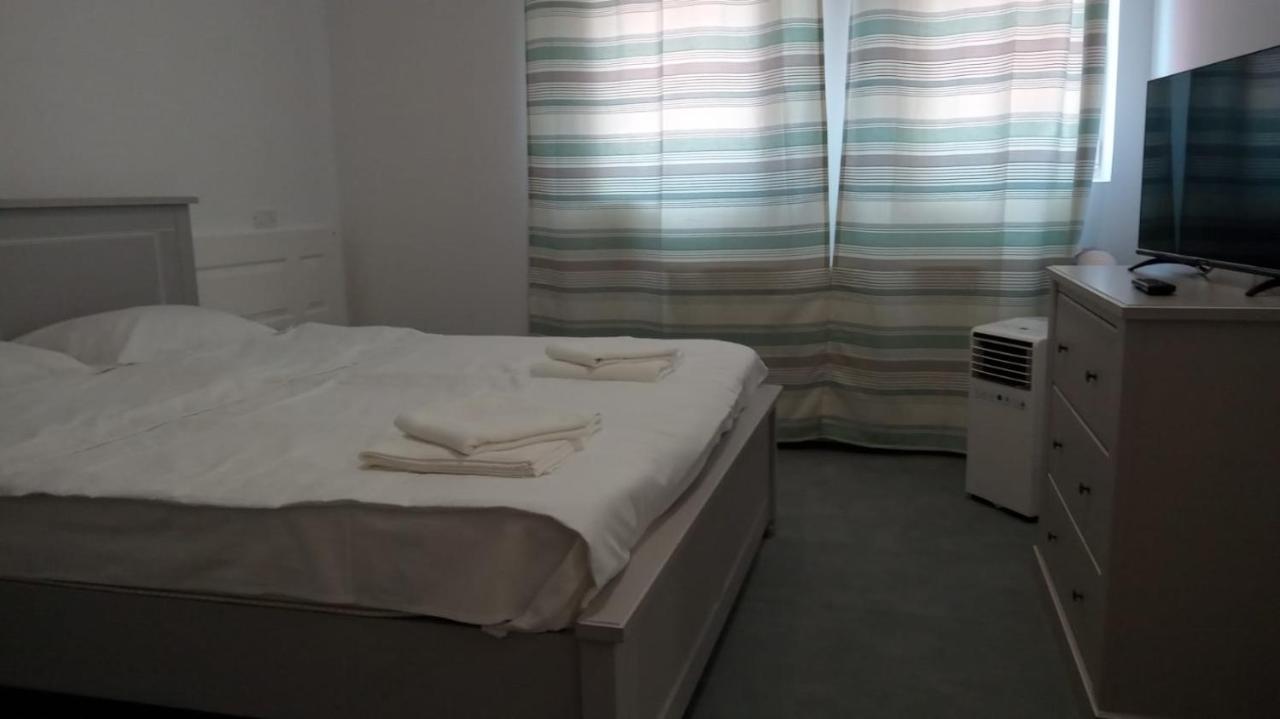 Hunedoara Sport Confort Hotel מראה חיצוני תמונה